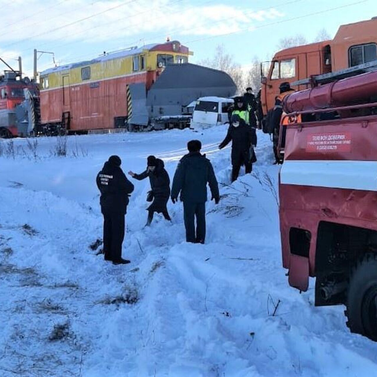 На Алтае трое детей погибли при столкновении поезда с автомобилем - РИА  Новости, 29.11.2021