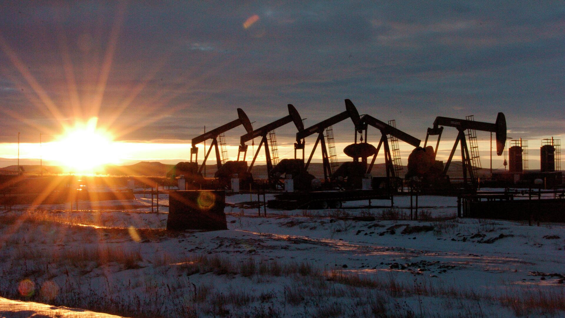 Добыча нефти в Северной Дакоте, США - РИА Новости, 1920, 03.03.2022