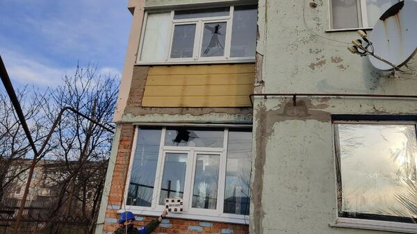Последствий обстрела со стороны ВС Украины поселка в ЛНР