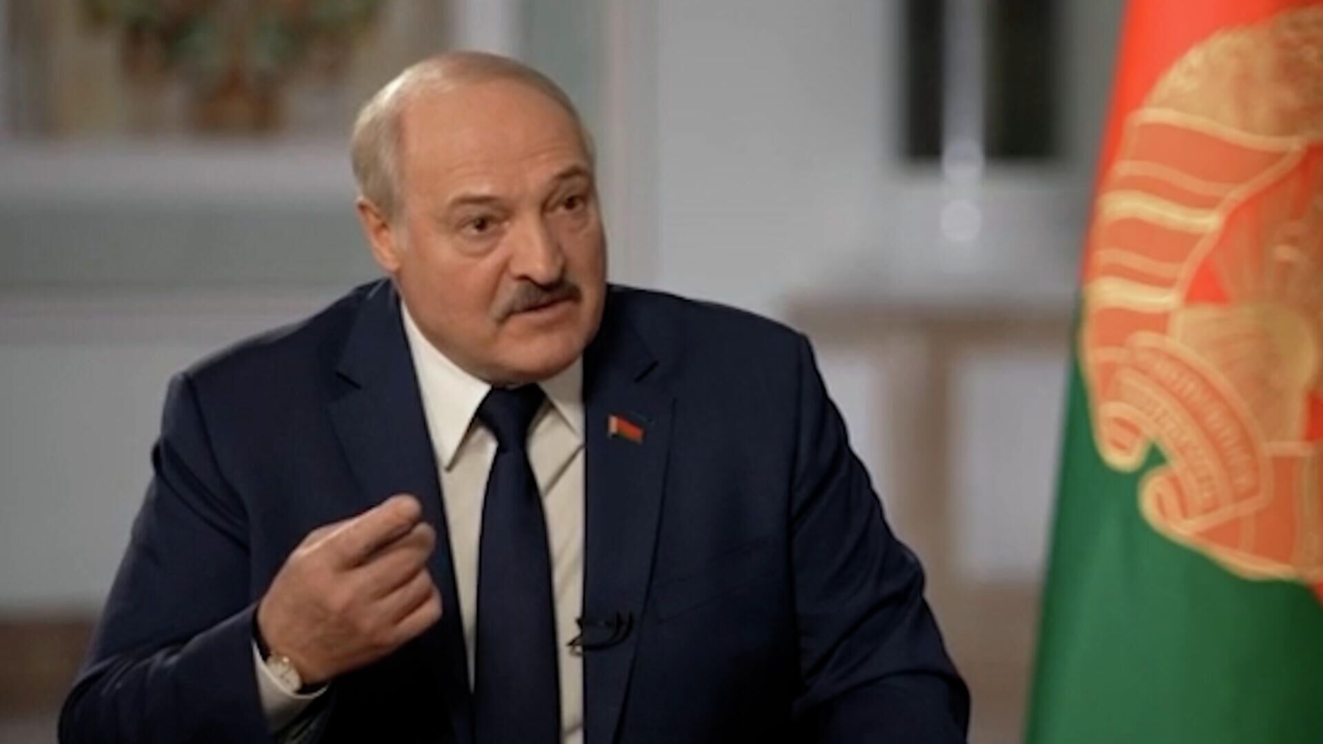 Лукашенко готов остановить транзит энергоносителей из РФ, если Польша закроет границу - РИА Новости, 1920, 01.12.2021
