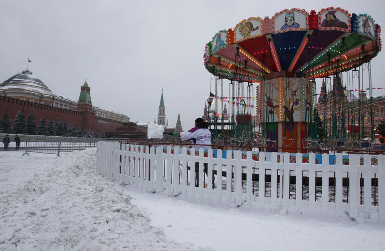 Снег в Москве