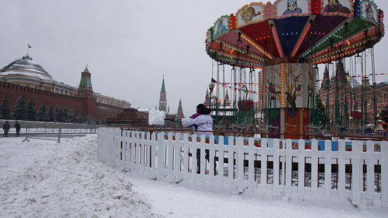 Снег в Москве