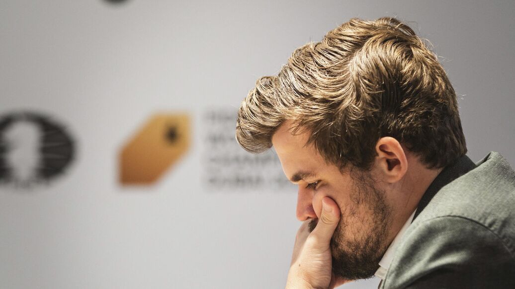 Карлсен проиграл 14-летнему российскому шахматисту