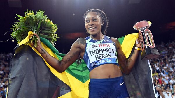 Ямайская бегунья-спринтер Элейн Томпсон-Хера