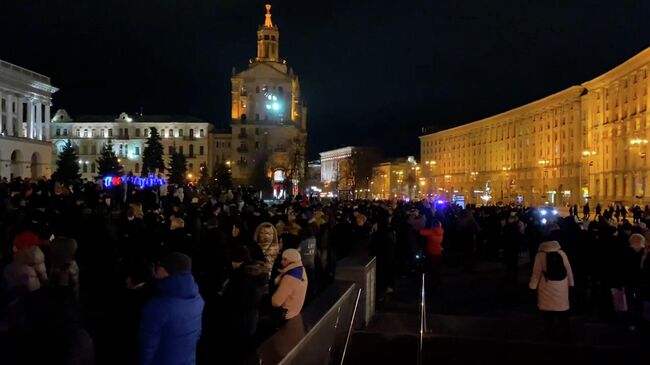 Недовольные политикой Зеленского митингуют в центре Киева 