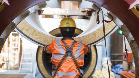 Прокладка микротоннеля во время строительства газопровода  Северный поток — 2 около Любмина
