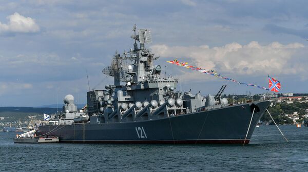 Ракетный крейсер Москва 