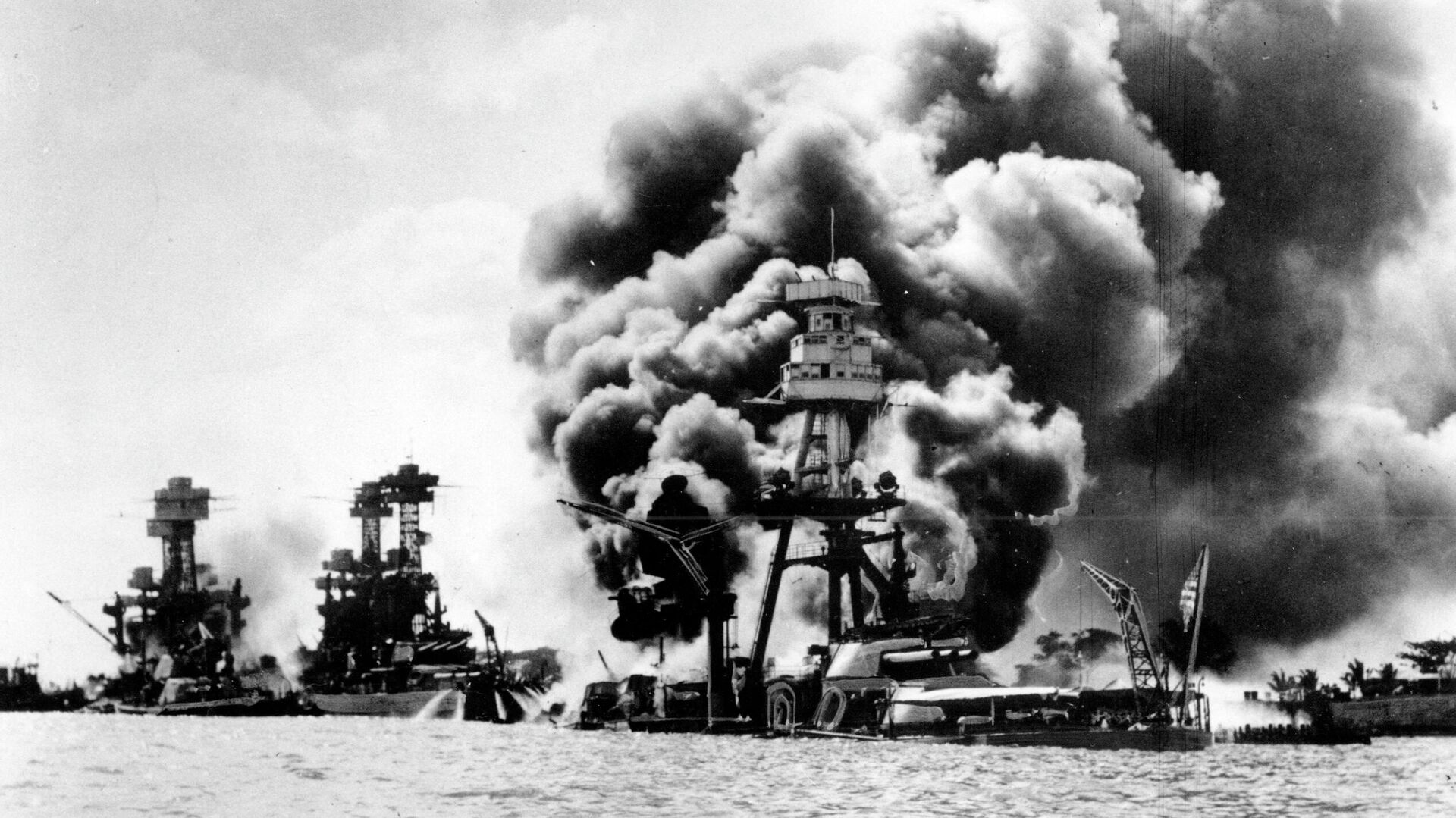 Нападение Японии на Тихоокеанский флот США в Перл-Харборе - РИА Новости, 1920, 07.12.2021