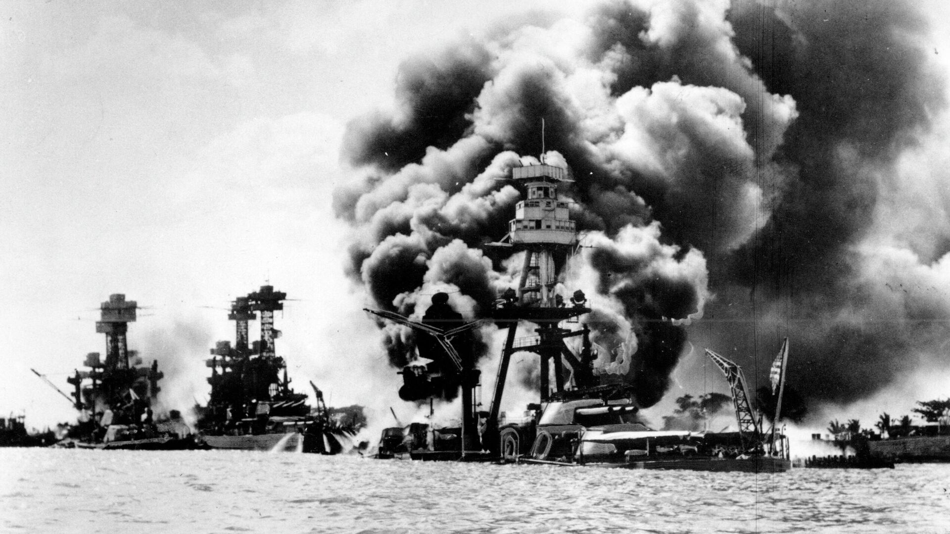 Нападение Японии на Тихоокеанский флот США в Перл-Харборе - РИА Новости, 1920, 07.12.2021