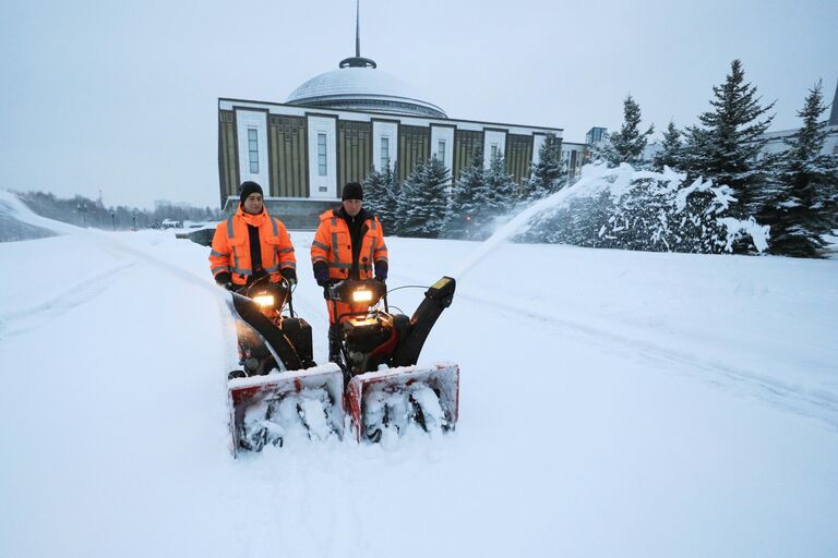 Снег в Москве