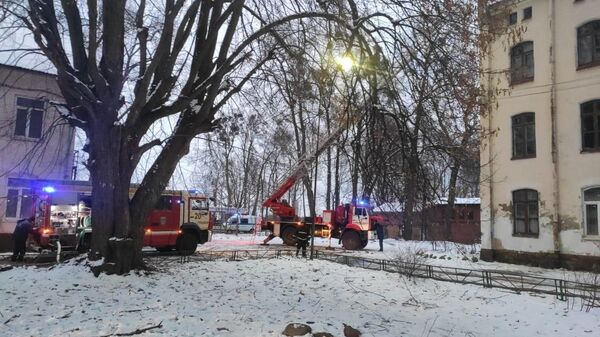 Ликвидация пожара в поселке Низовье Калининградской области 