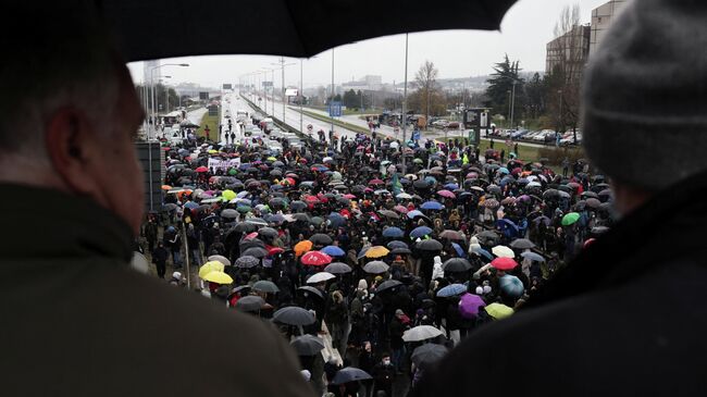 Протест противников экологической политики властей в Сербии