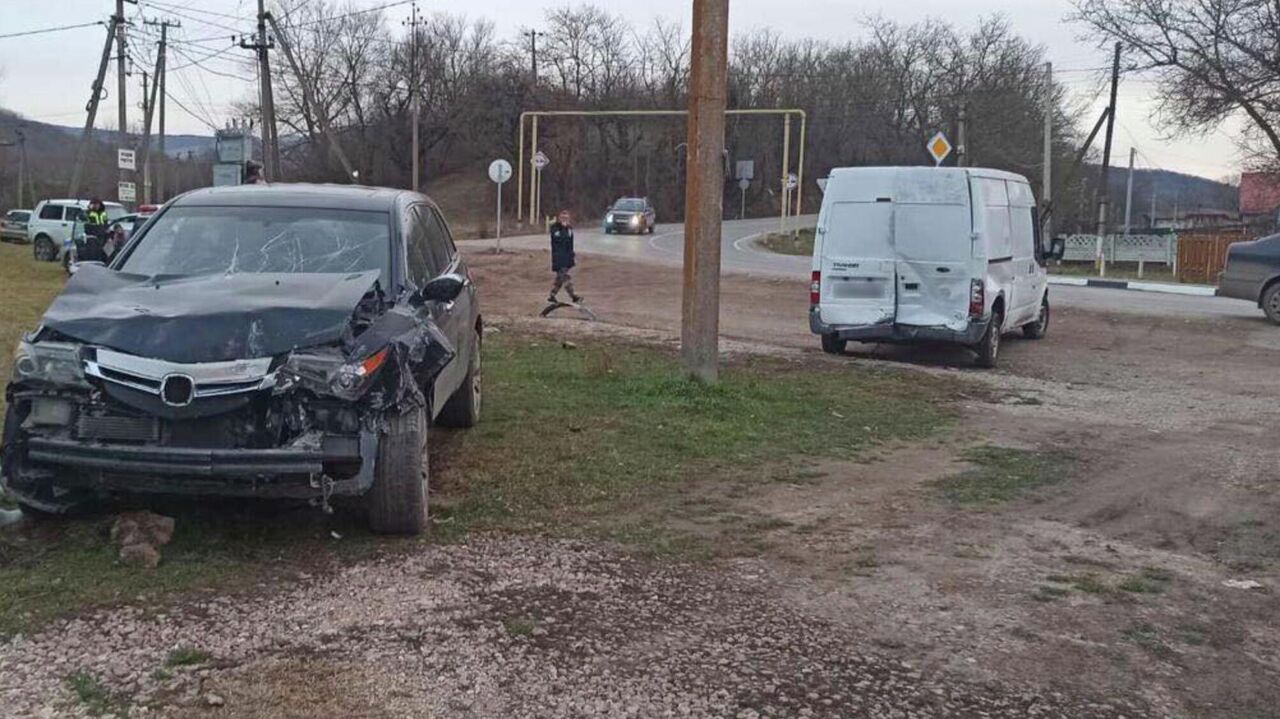 В Крыму пьяный водитель насмерть сбил на обочине подростка - РИА Новости,  13.12.2021