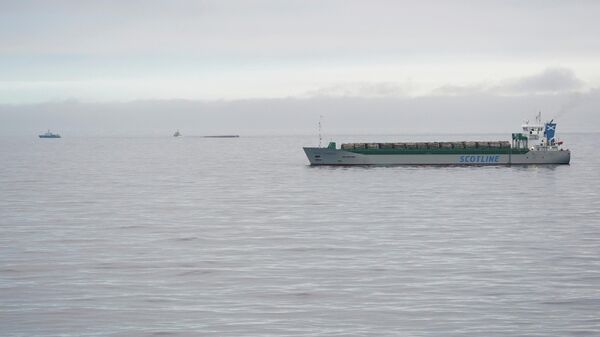 Британское грузовое судно Scot Carrier после столкновения с датским судном Karin Hoej в Балтийском море 