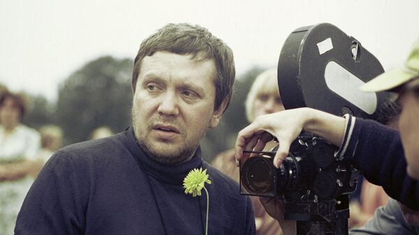 Кинорежиссер Сергей Соловьев во время съемок фильма 
