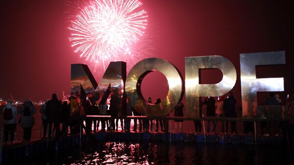 Салют в честь празднования 175-летия города Анапы