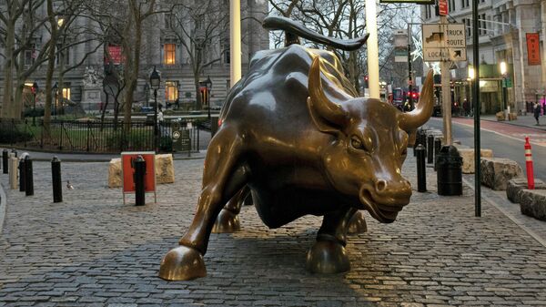 Статуя быка в Нью-Йорке