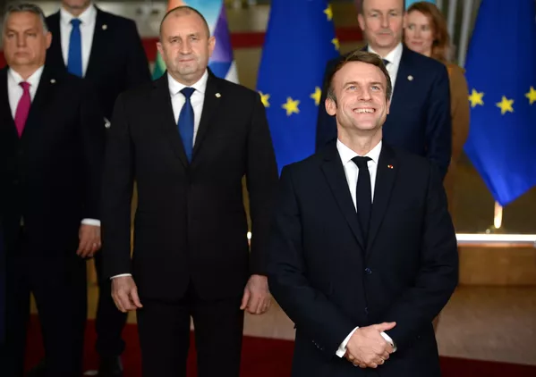 Президент Франции Эмманюэль Макрон на саммите программы Европейского союза Восточное партнерство в Брюсселе