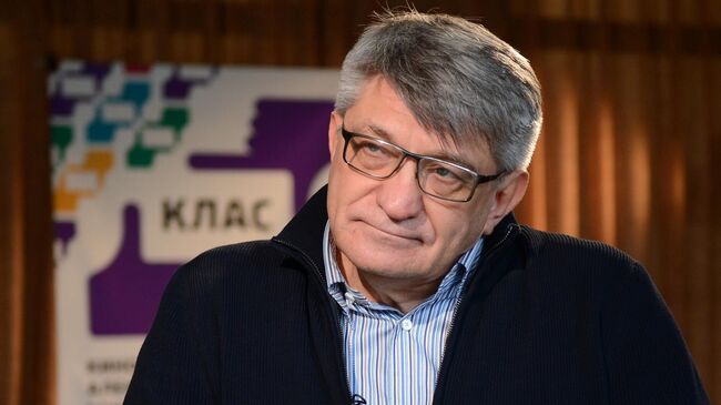 Режиссер Александр Сокуров