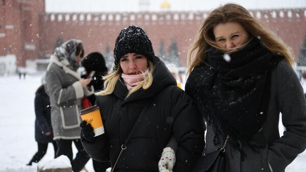 Девушки на Красной площади в Москве