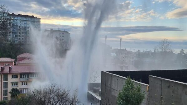 Оползень повредил магистральный водовод в Хостинском районе Сочи