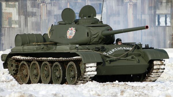 Отреставрированный танк Т-44 