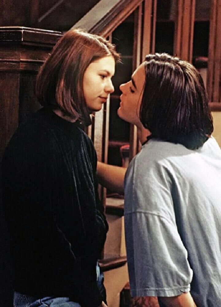 Кадр из сериала Моя так называемая жизнь Кадр из сериала Моя так называемая жизнь - РИА Новости, 1920, 27.10.2025