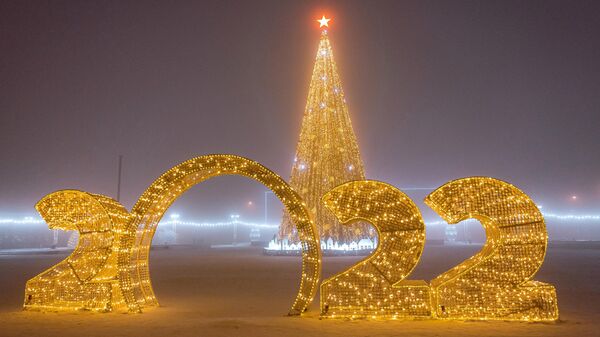 Новогодняя иллюминация на площади Ленина в Якутске