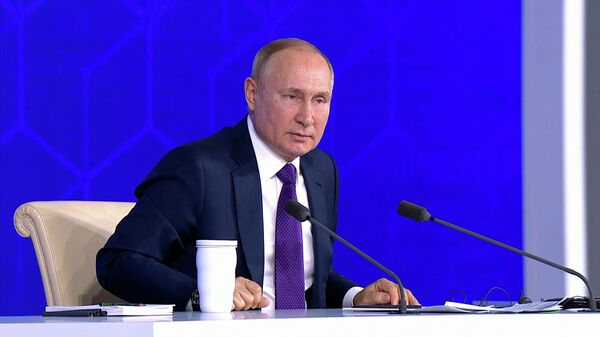 Путин: Зеленский попал под влияние радикальных элементов