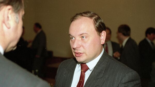 Егор Тимурович Гайдар, вице-премьер России, в перерыве заседания Правительства Российской Федерации