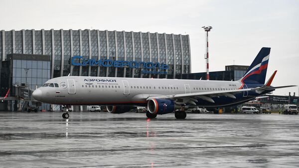 Самолет Airbus A321-200 авиакомпании Аэрофлот в Международном аэропорту Симферополь
