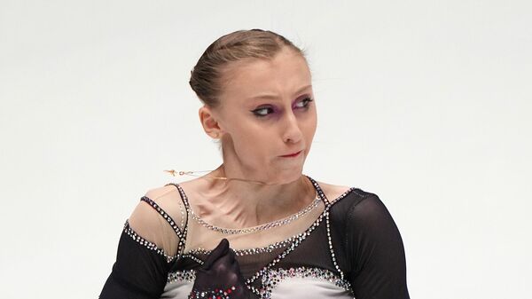 Софья Муравьева выступает с короткой программой в женском одиночном катании на чемпионате России по фигурному катанию в Санкт-Петербурге.
