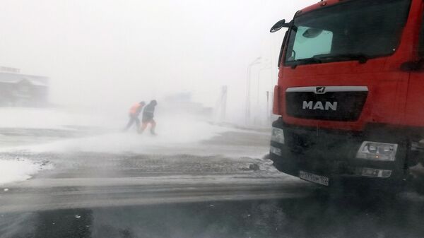 ОНФ присоединился к помощи людям, застрявшим на трассе М-4 из-за снегопада