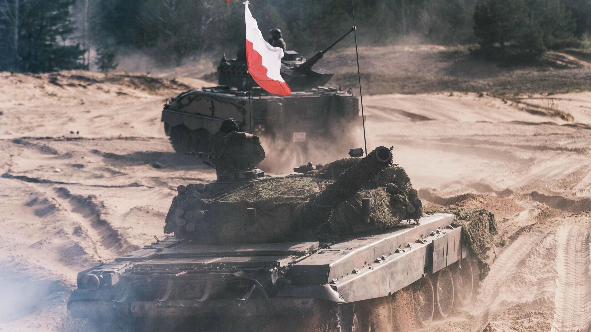 Польский танк Т-72 на учениях НАТО - РИА Новости, 1920, 05.05.2022