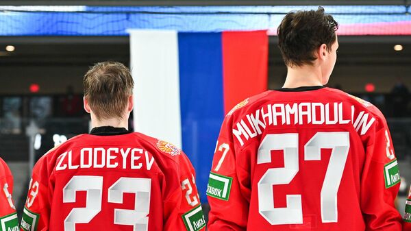 Хоккеисты молодежной сборной России 