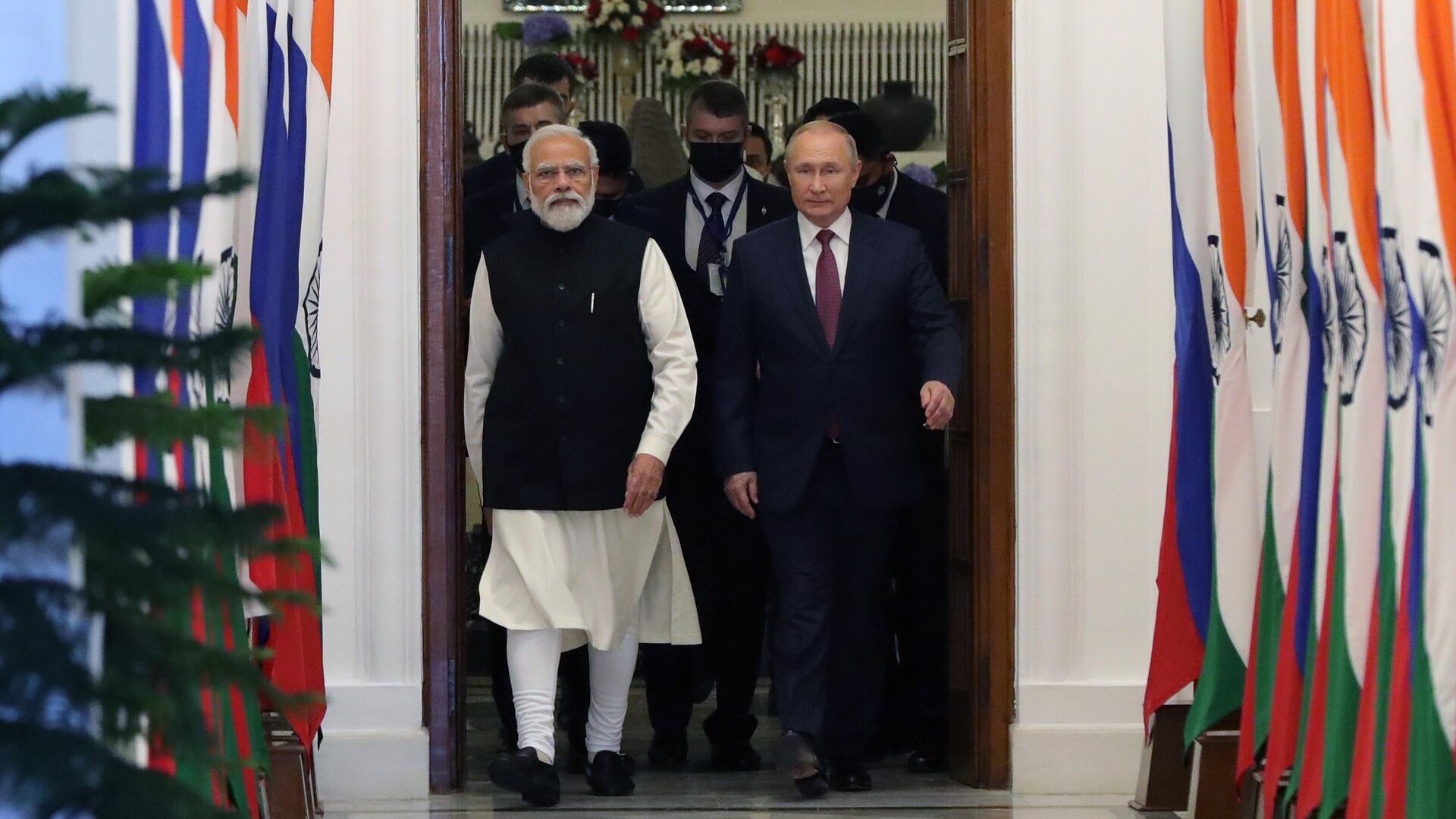 Президент РФ Владимир Путин и премьер-министр Республики Индии Нарендра Моди  - РИА Новости, 1920, 06.12.2021