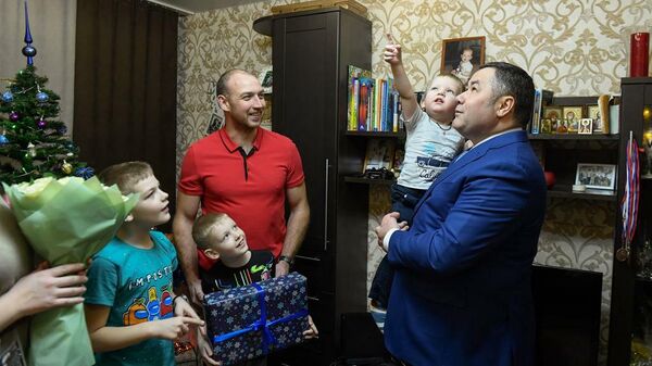 Губернатор Тверской области Игорь Руденя исполнил пожелания двух юных жителей города Ржева