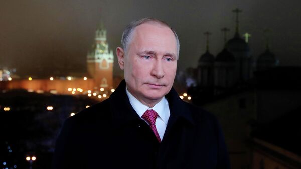 Президент России Владимир Путин во время новогоднего обращения к россиянам в канун 2020 года