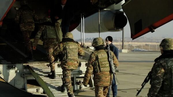 Переброска армянских военных из состава миротворческих сил ОДКБ в Казахстан на самолетах РФ