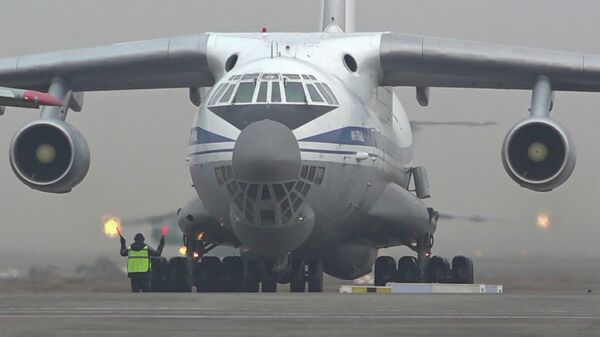Прибытие самолетов военно-транспортной авиации РФ на аэродром «Алматы»