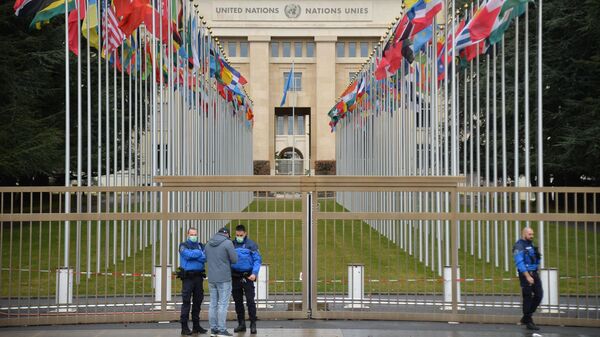 Здание европейской штаб-квартиры Организация Объединенных Наций в Женеве