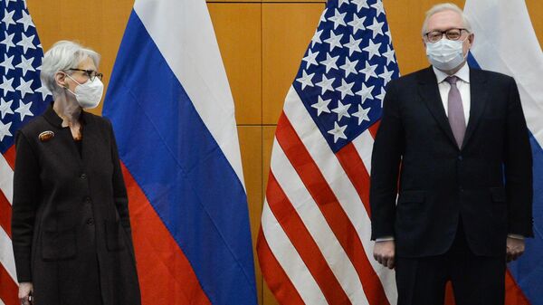 LIVE: Брифинг по итогам стратегических переговоров России и США