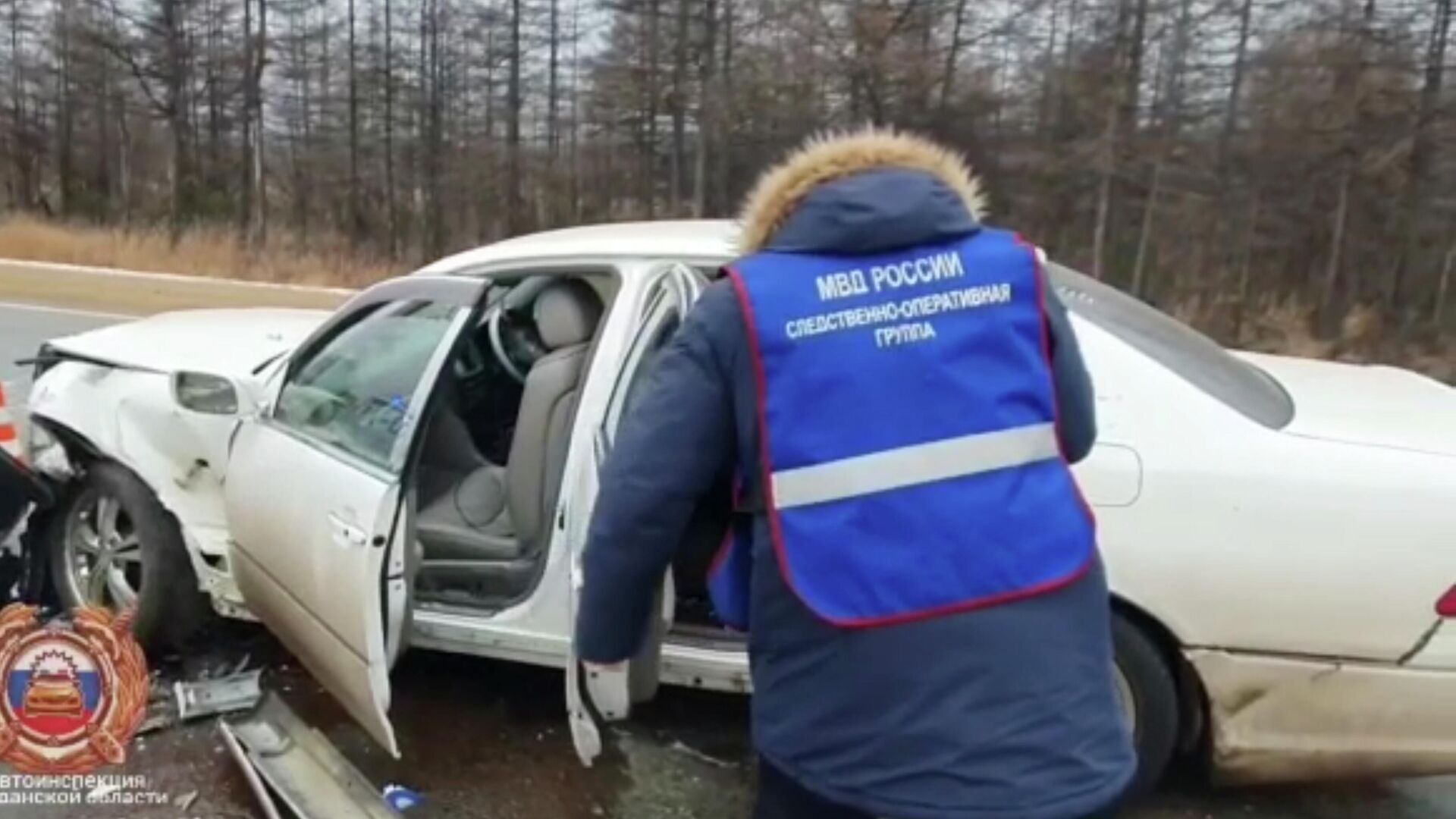 ДТП в Магаданской области с участием автомобилей Тойота Цельсиор и Тойота Королла - РИА Новости, 1920, 11.01.2022