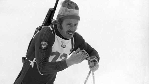 Чемпион зимней Олимпиады 1980 года в Лейк-Плэсиде (США) по биатлону Анатолий Алябьев.