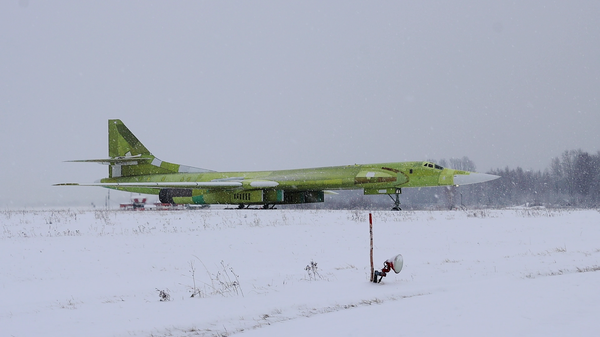 Стратегический сверхзвуковой бомбардировщик-ракетоносец Ту-160М