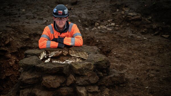 Археологи, работающие на HS2 Ltd, обнаружили руины древнего торгового города вблизи небольшой деревни в Южном Нортгемптоншире