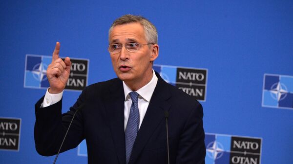 Генеральный секретарь НАТО Йенс Столтенберг на пресс-конференции после заседания Совета Россия - НАТО в Брюсселе