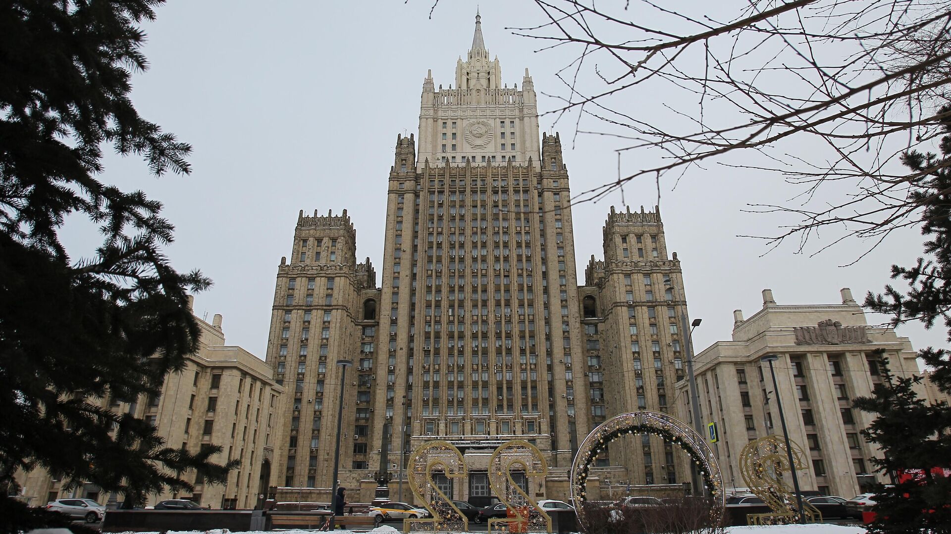 США и НАТО запустили "токсичную" кампанию против Москвы, заявили в МИД