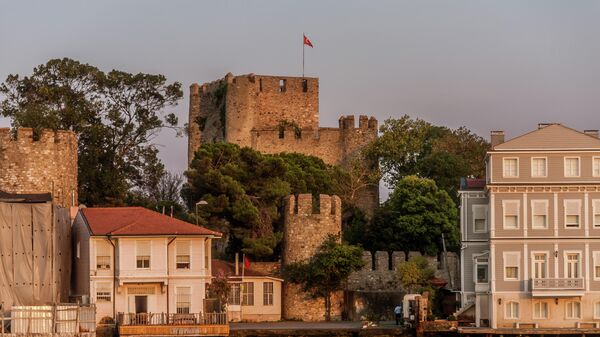 Анатолийская крепость (Анадолухисары) в Стамбуле