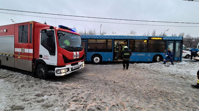 ДТП с участием автобуса на Варшавском шоссе